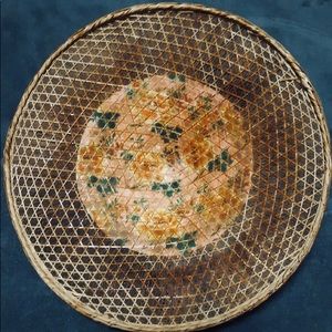 Vintage Asian 1900s eve paddy bamboo straw hats